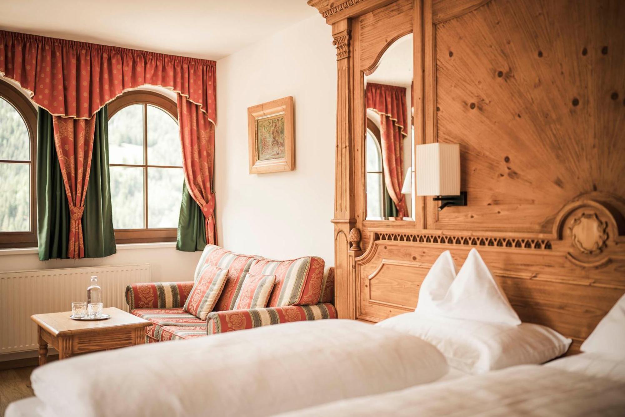 Ansitz Jakoberhof Hotel 4*
